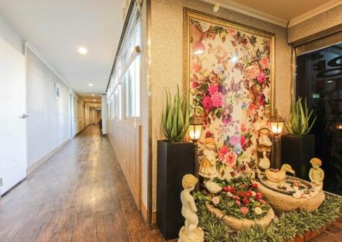 Yangji Park Hotel Чангуон Екстериор снимка